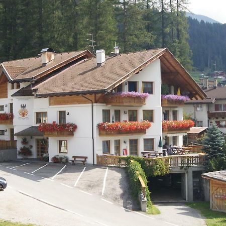 Ferienwohnungen Am Laerchenweg Sexten Exterior foto