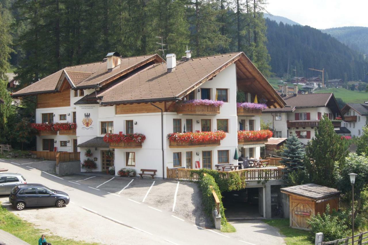 Ferienwohnungen Am Laerchenweg Sexten Exterior foto